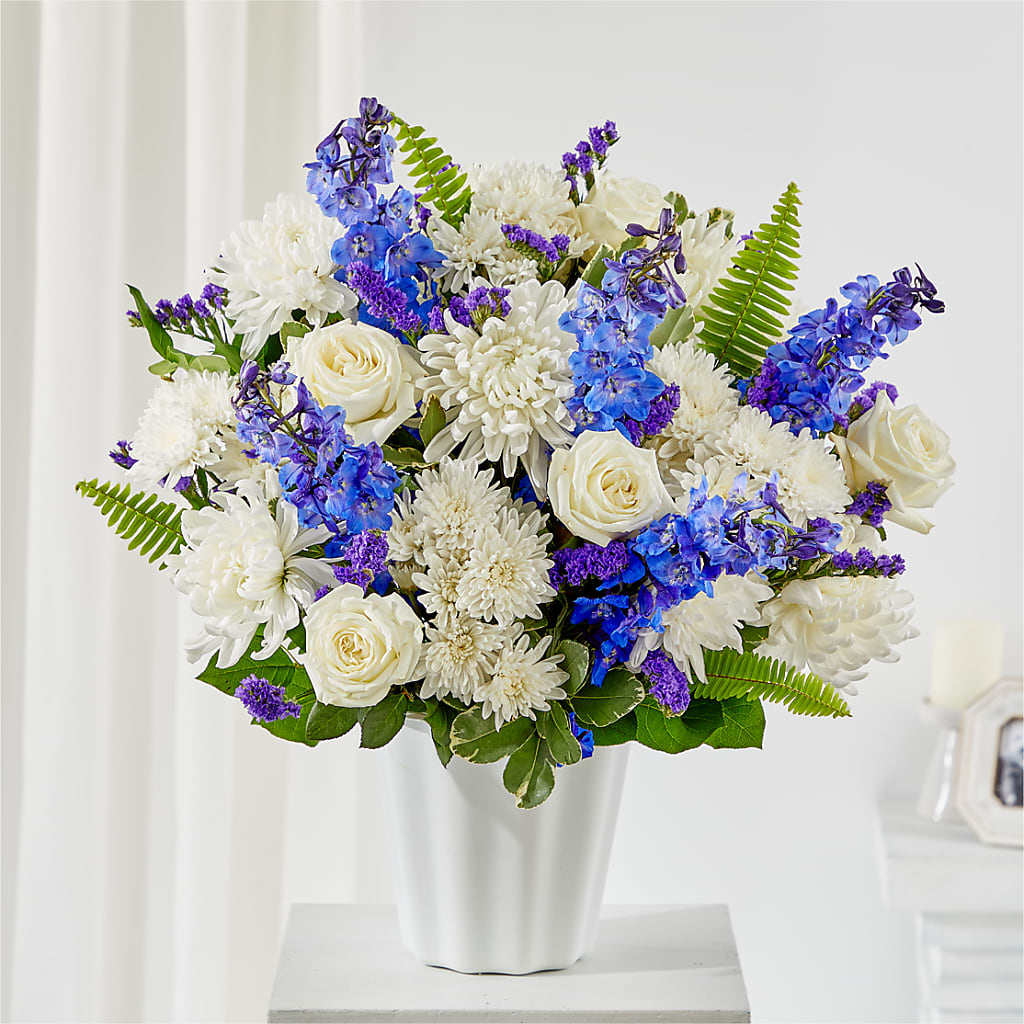 Hold Dear Tabletop Basket – Forever Flowers, Fords NJ