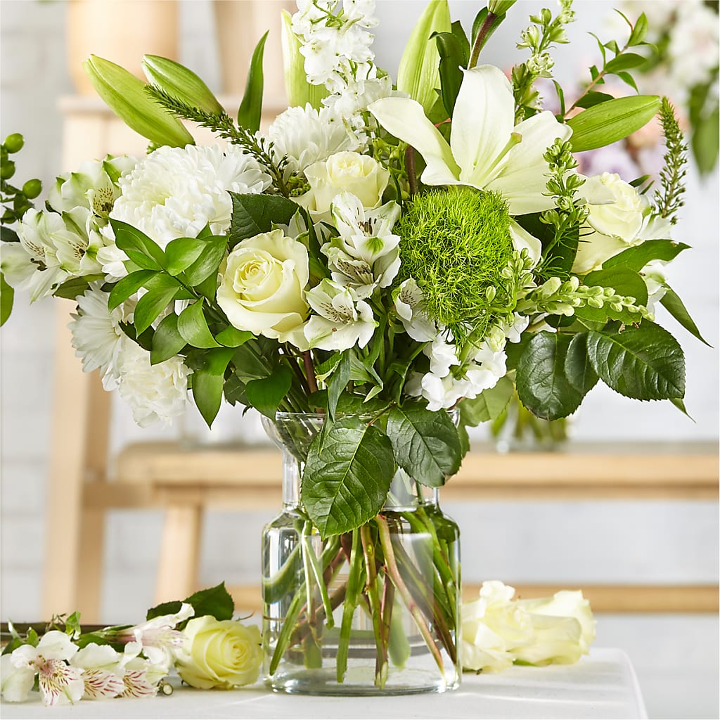 Classic Ivory – A Florist Original – Forever Flowers, Fords NJ
