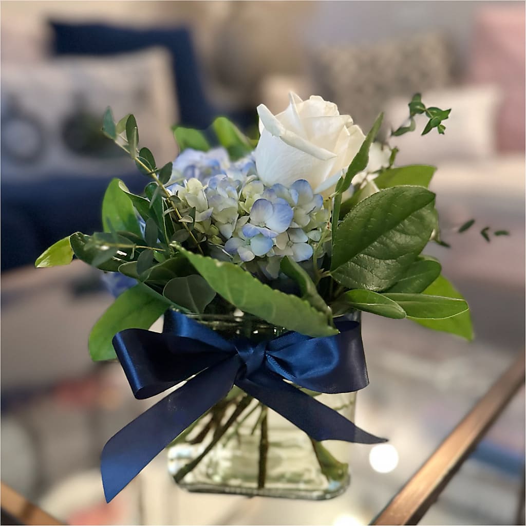Sky Blue Delight Bouquet –  Forever Flowers, Fords NJ