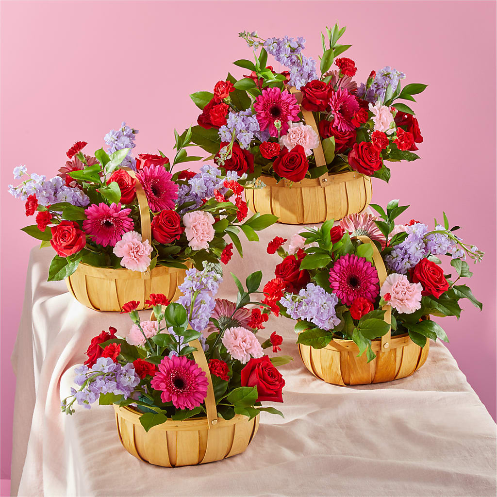 Pink Picnic Basket –  Forever Flowers, Fords NJ