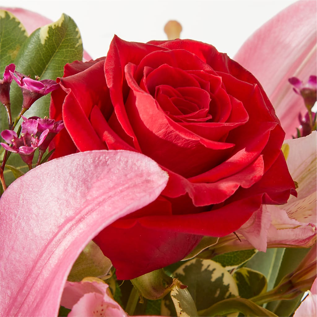 Lucky in Love Bouquet –  Forever Flowers, Fords NJ