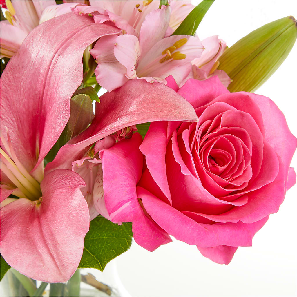 Lots of Love Bouquet –  Forever Flowers, Fords NJ