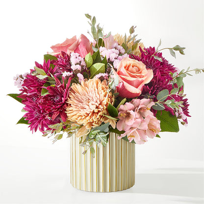 Berry Cobbler Bouquet with Ivory Vase –  Forever Flowers, Fords NJ