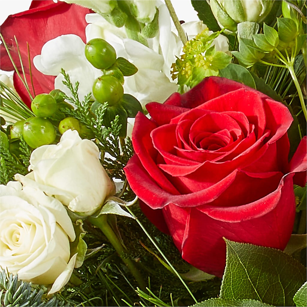 Deck the Halls Bouquet –  Forever Flowers, Fords NJ