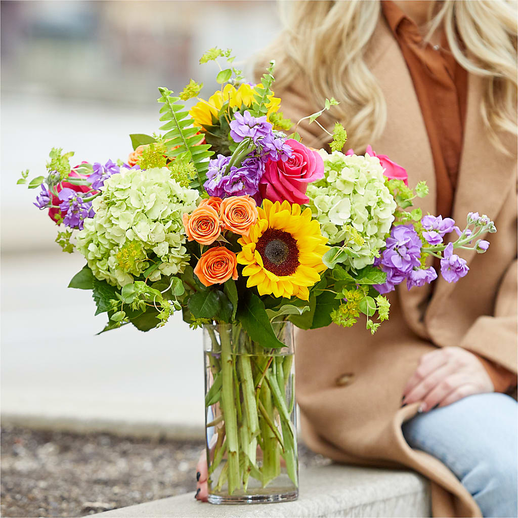 Vibrant Greetings Bouquet –  Forever Flowers, Fords NJ